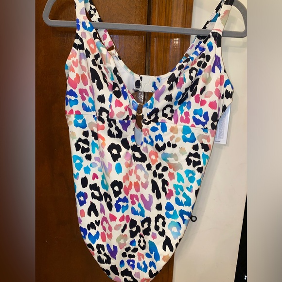 Elomi one piece bathing suit - Picture 6 of 9